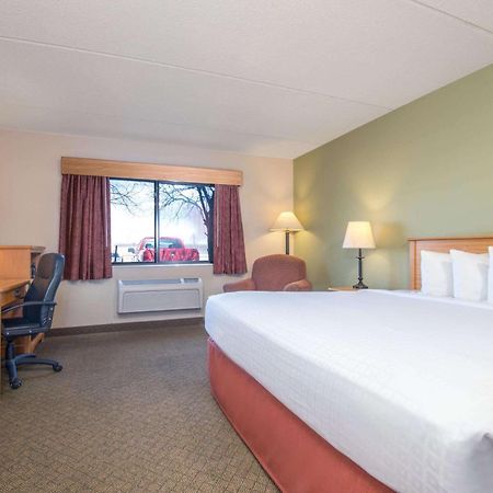 Americinn By Wyndham Pampa Event Center Esterno foto