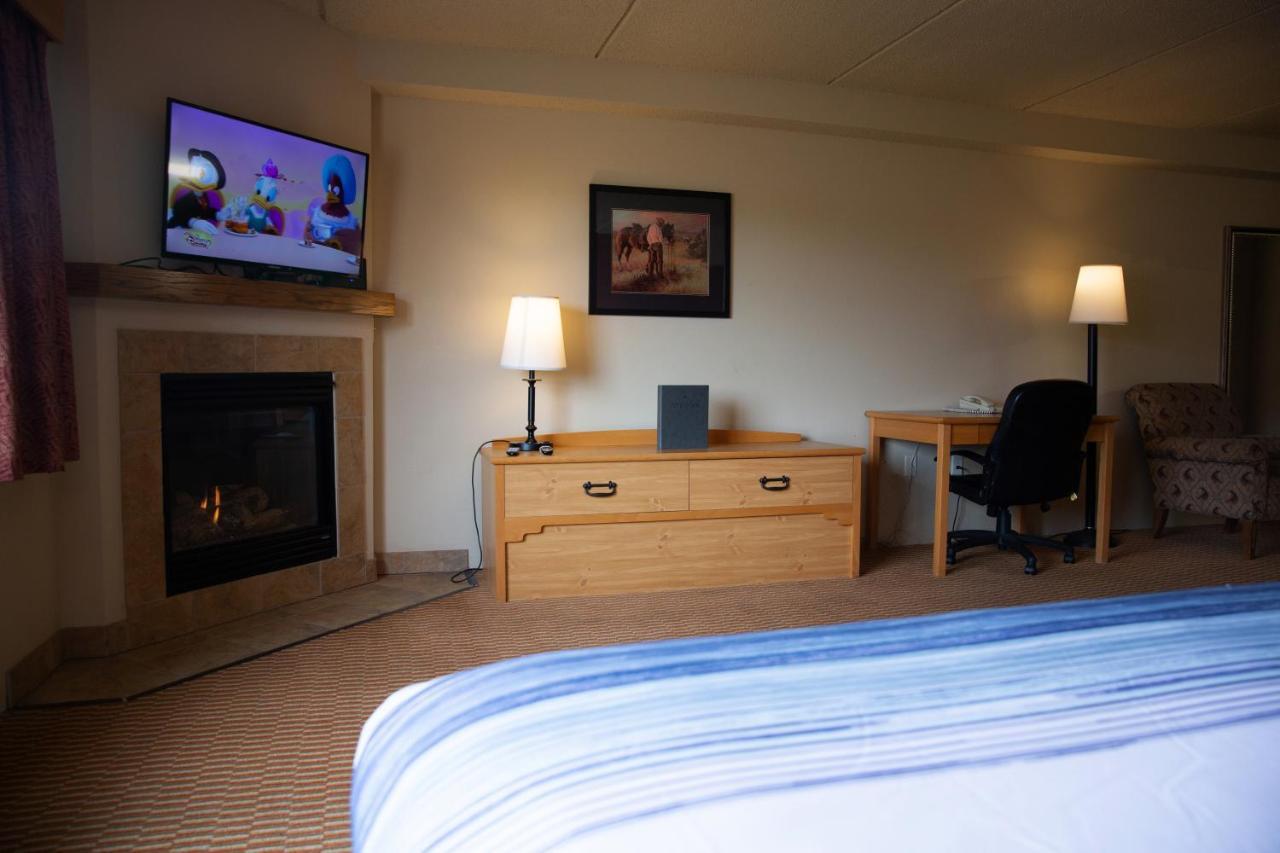 Americinn By Wyndham Pampa Event Center Esterno foto