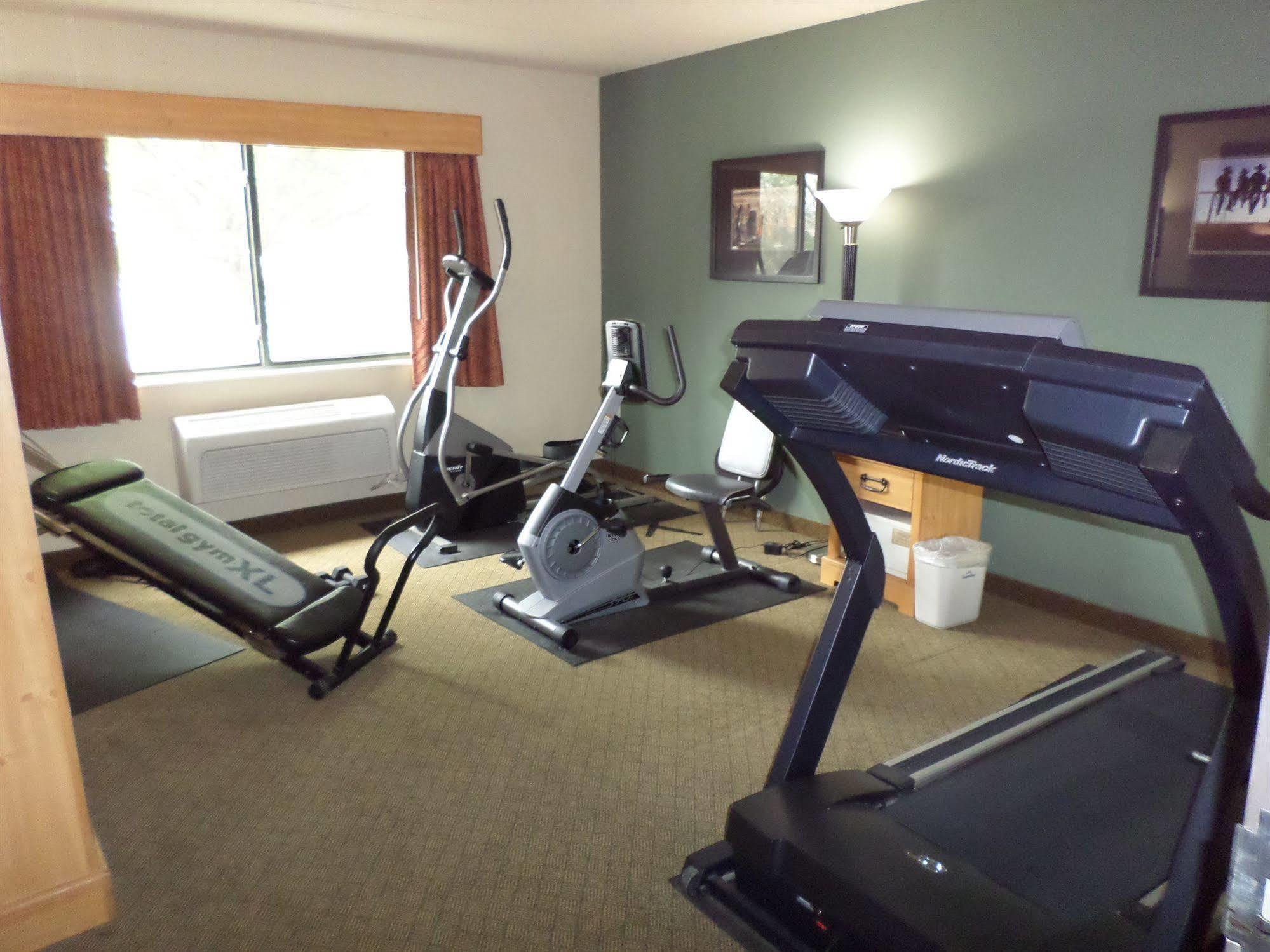 Americinn By Wyndham Pampa Event Center Esterno foto